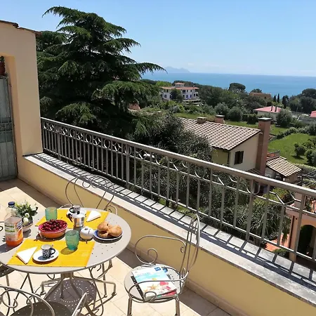 La Terrazza Di Dinky By Interhome Daire Zinnowitz